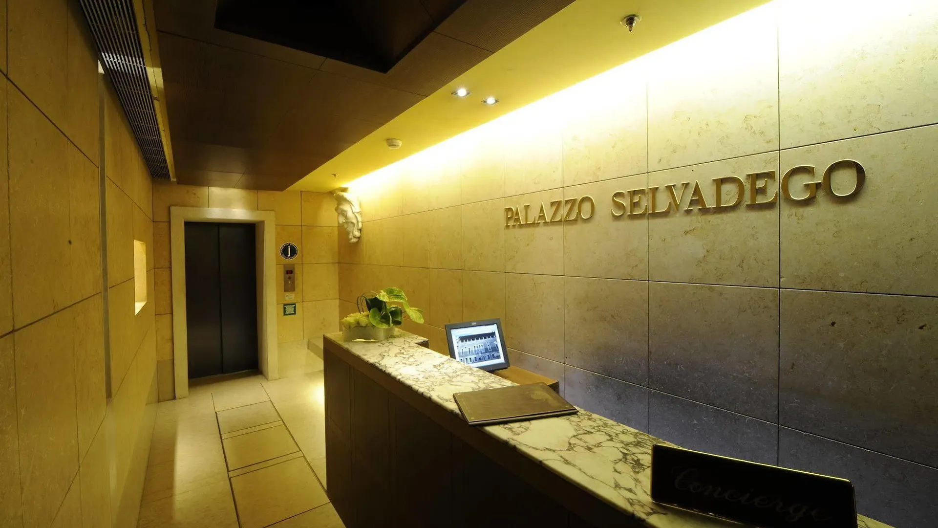 Palazzo Selvadego Hotel Venice 4*,
