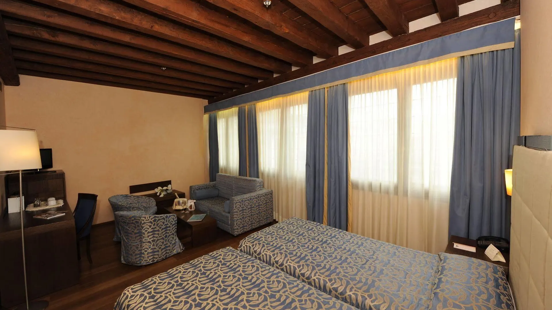 Palazzo Selvadego Hotel Venice 4*,  Italy