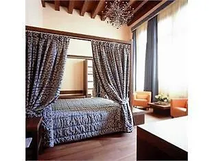 Hotel Palazzo Selvadego Venecia 4*,